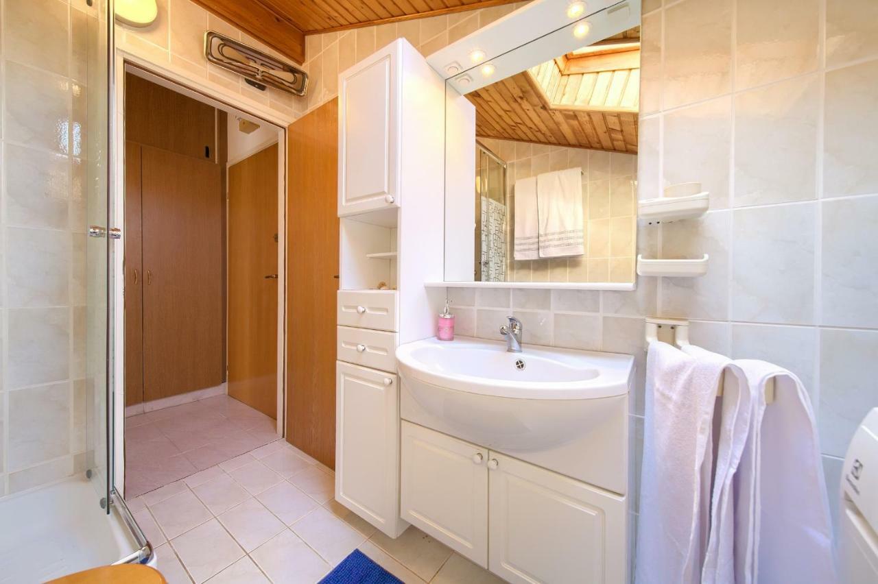 Apartment Galerija By El-Pi Tours Nijvice Zewnętrze zdjęcie